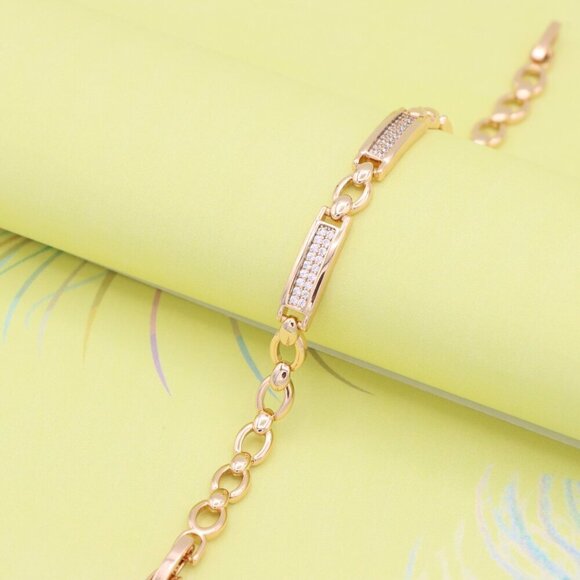 "Elegant Rose Gold Bracelet with Dazzling Rectangle CZ Panels, XPBL0952 - Picture 4 of 12